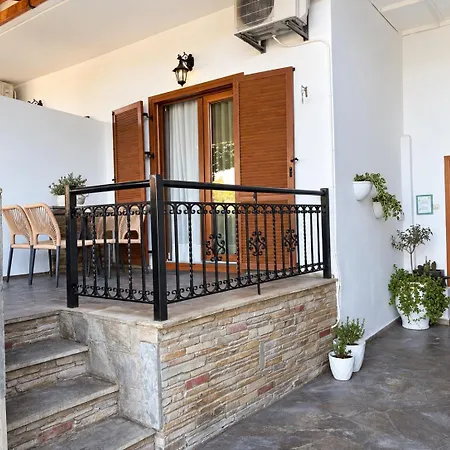 Pansion Katerina Ξενοδοχείο με διαμερίσματα 3*