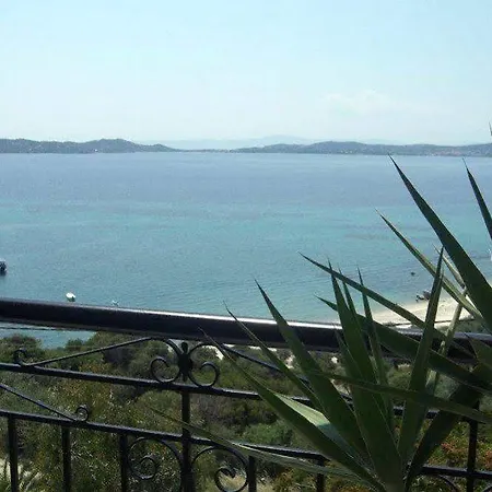 Pansion Katerina Ξενοδοχείο με διαμερίσματα 3*