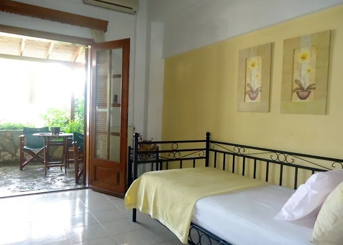 Pansion Katerina Aparthotel 3*