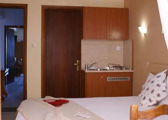 Aparthotel Pansion Katerina