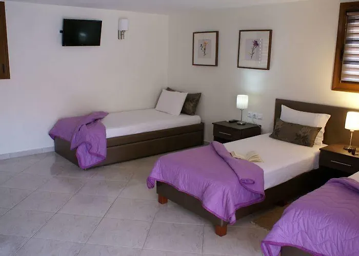 Pansion Katerina Ουρανούπολη